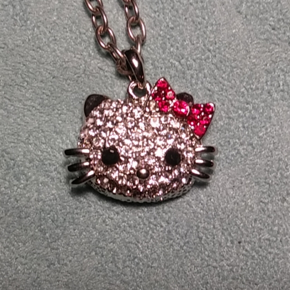 Hello Kitty Necklace - Picture 2 of 5